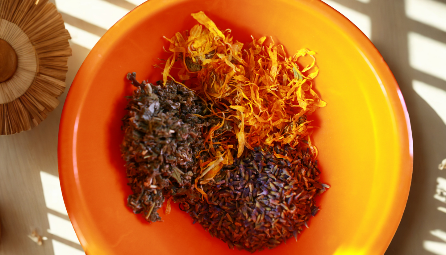 Premium Yoni Herb Blend - Luxury Feminine Wellness Steam